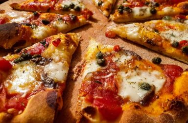 recept pizza napoletana ansjovis kappertjes