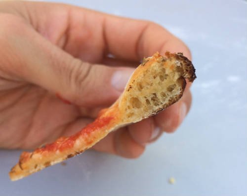 pizzadeeg maken met tritordeum bloem