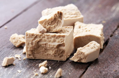 Hoeveel gist moet er in pizzadeeg?